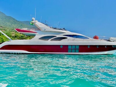 Iate Azimut 76 pés, Viva Ilhabela no mais alto nível