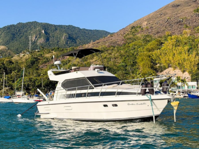 Lancha Oceanic Elegance 36 pés, Roteiro 5, Sentido Norte até a Praia de Castelhanos