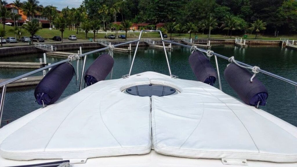 Phantom 300, Roteiro 1