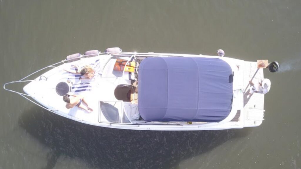 Phantom 300, Roteiro 1