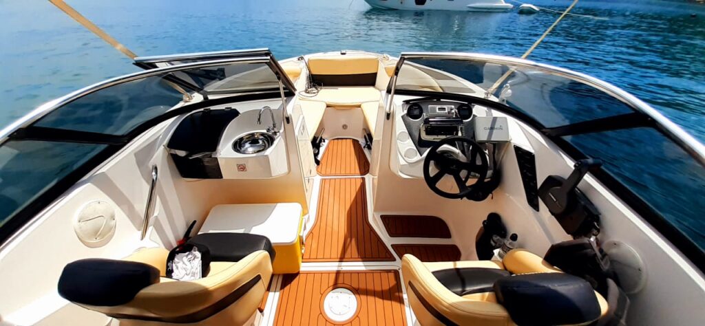 Lancha Ventura 230 ll, Roteiro Sul Curto