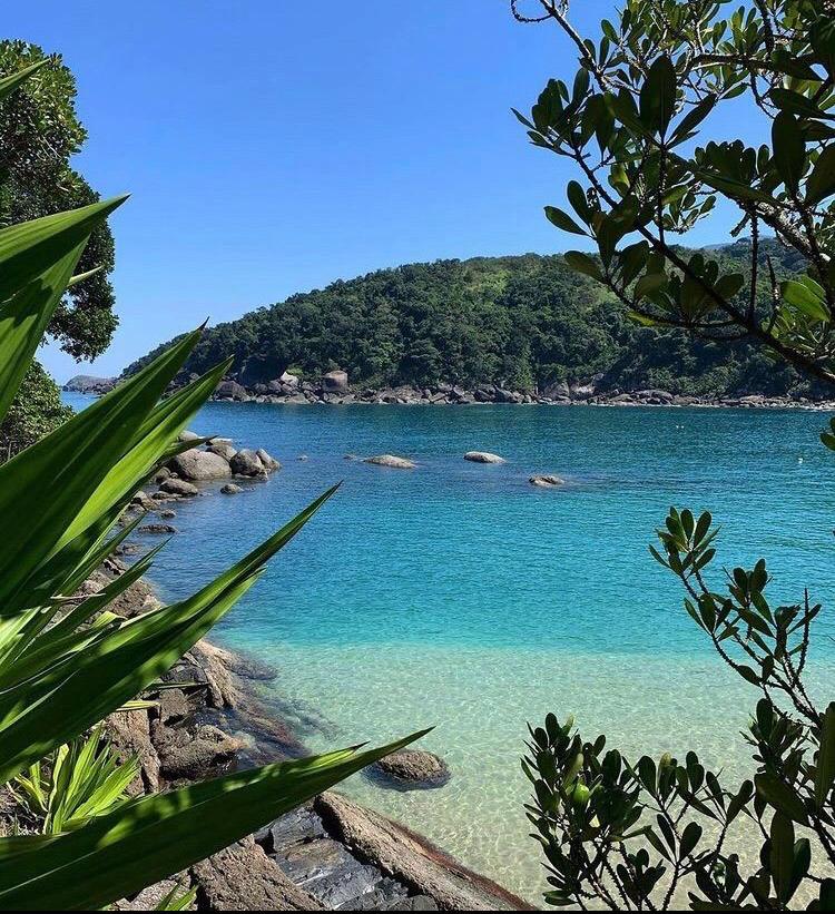 Lancha Oceanic 36 Elegance Plus Roteiro 2, Sentido Norte até a Praia da Armação