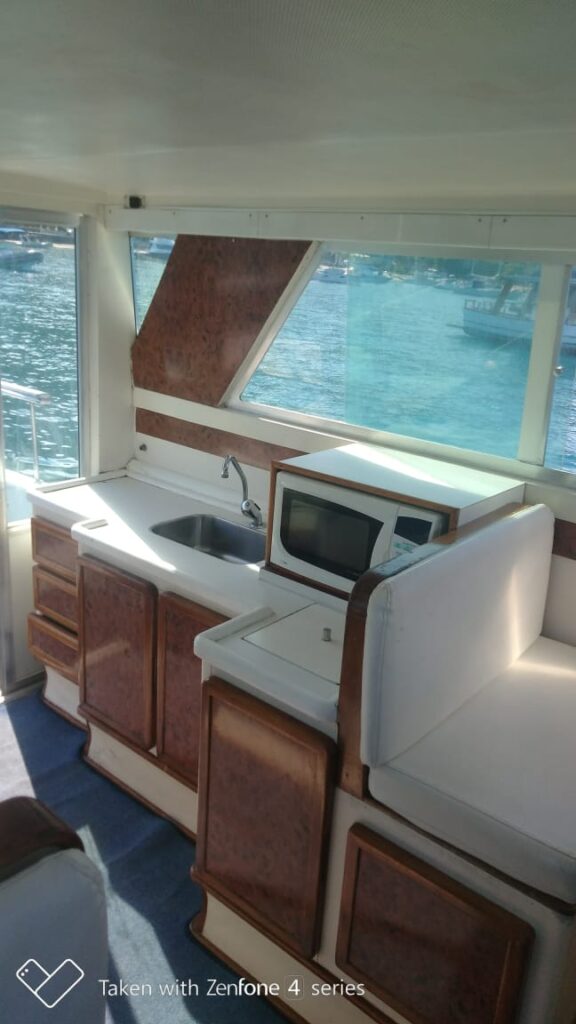 Lancha Carbrasmar 32 pés ll, Roteiro até a Praia da Fome