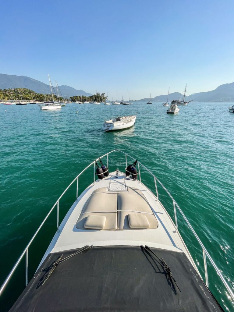 Lancha Oceanic Elegance 36 pés, Roteiro 4, Sentido Sul até a Praia de Indaiaúba