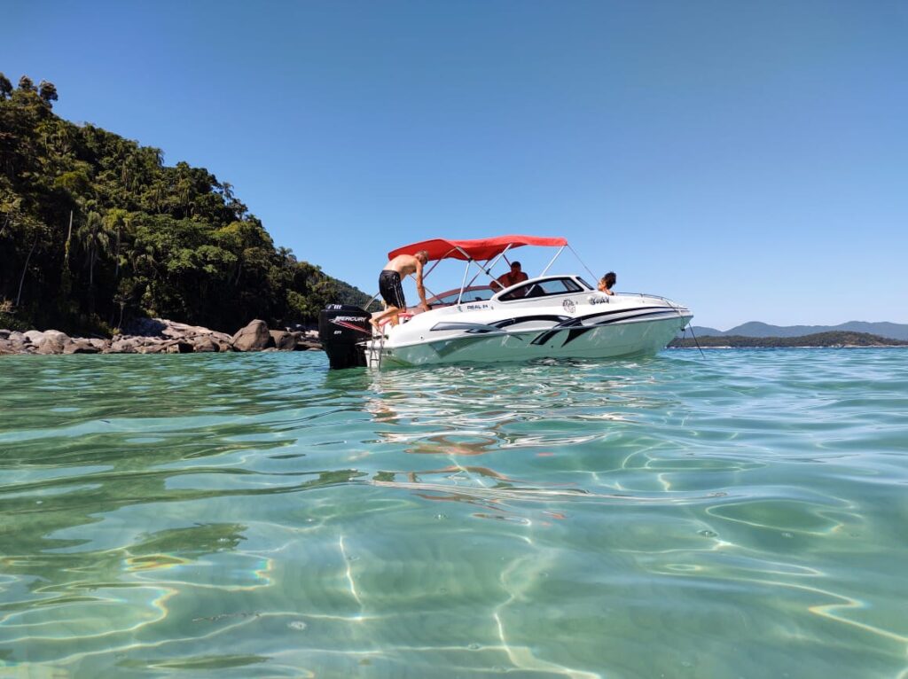 Real 240, Roteiro Lagoa Azul