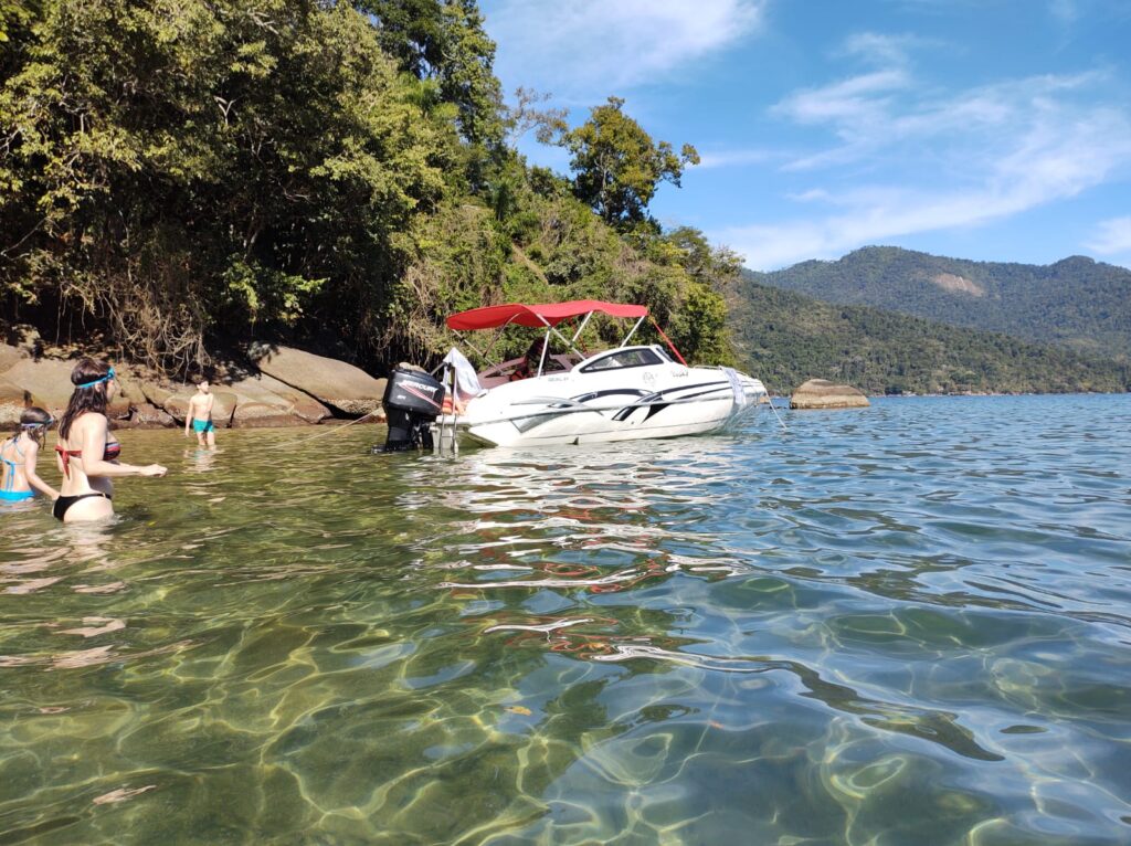 Real 240, Roteiro Lagoa Azul