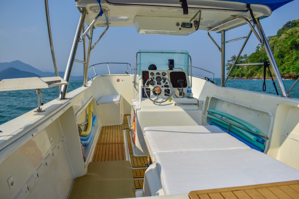 Lancha BRM 330, Roteiro Sul, Ilha Anchieta e Região