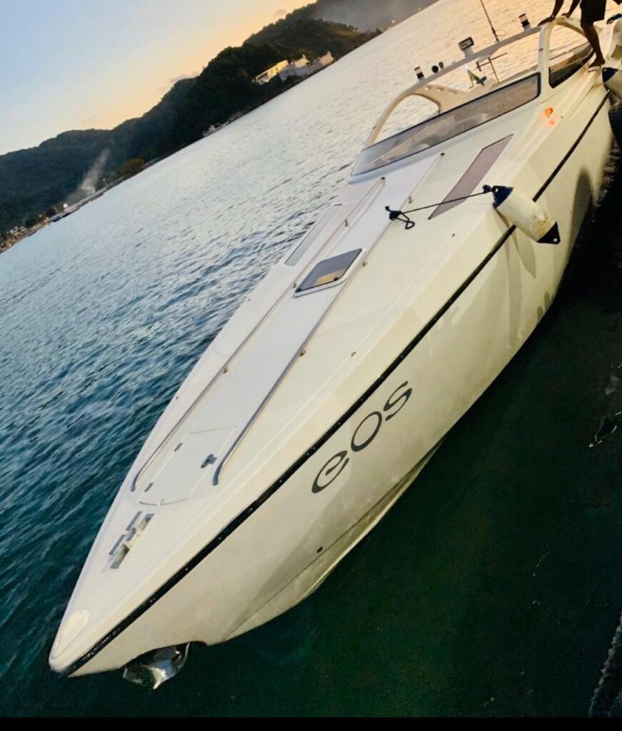 Lancha Excalibur 390, Roteiro 6H