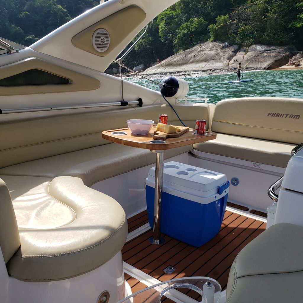 Lancha Phantom 300, Roteiro 3H