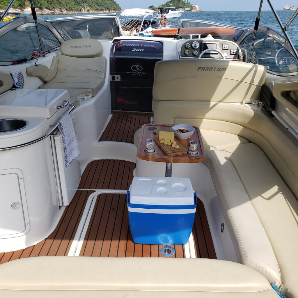 Lancha Phantom 300, Roteiro 3H