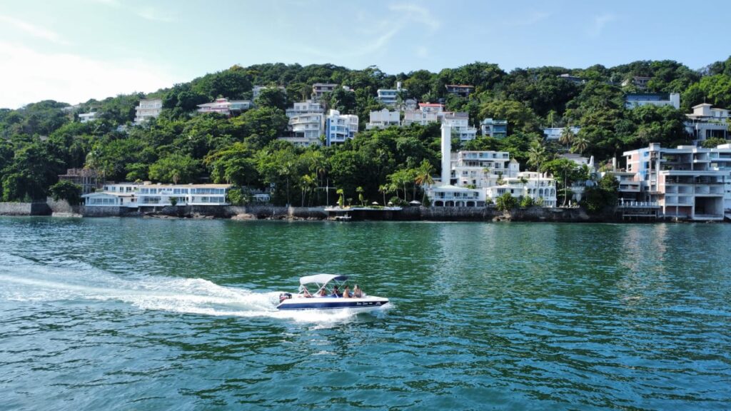 Lancha Phantom 220, Roteiro 6H