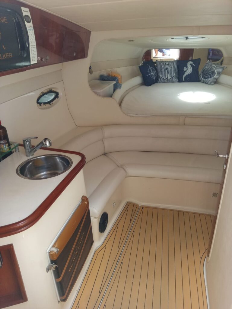 Lancha Runner 335, Roteiro 2