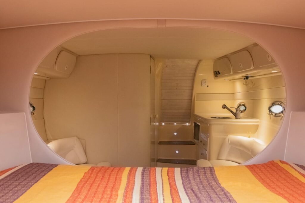 Runner 38, Roteiro 2