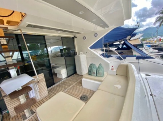 Iate Solara 52, Roteiro Exclusivo