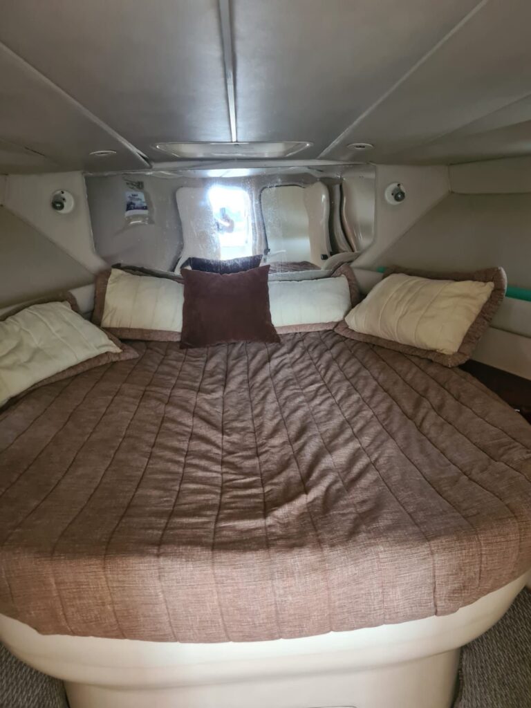 Lancha Carbrasmar 40, Roteiro 1