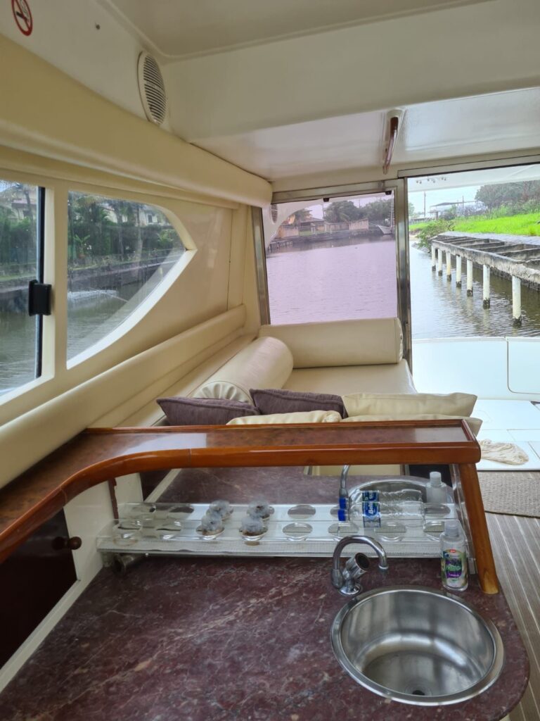 Lancha Carbrasmar 40, Roteiro 1