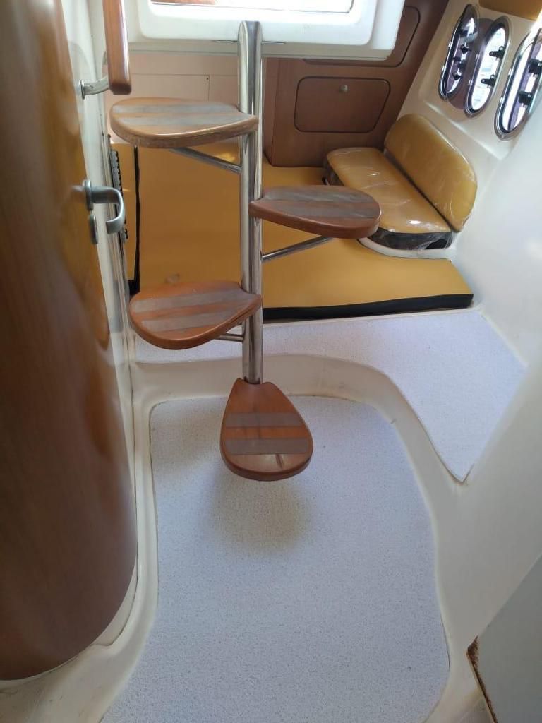 Lancha Coral 34, Roteiro 1