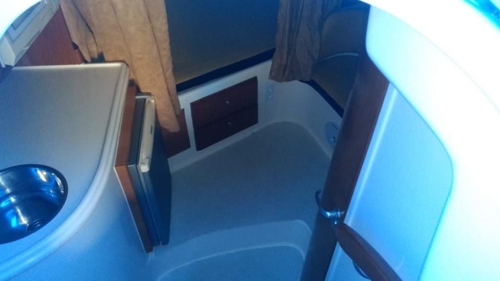 Lancha Coral 34, Roteiro 1