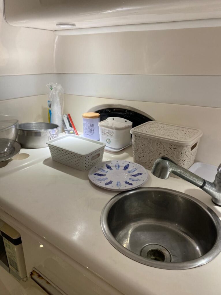 Lancha Runner 380, Roteiro 1