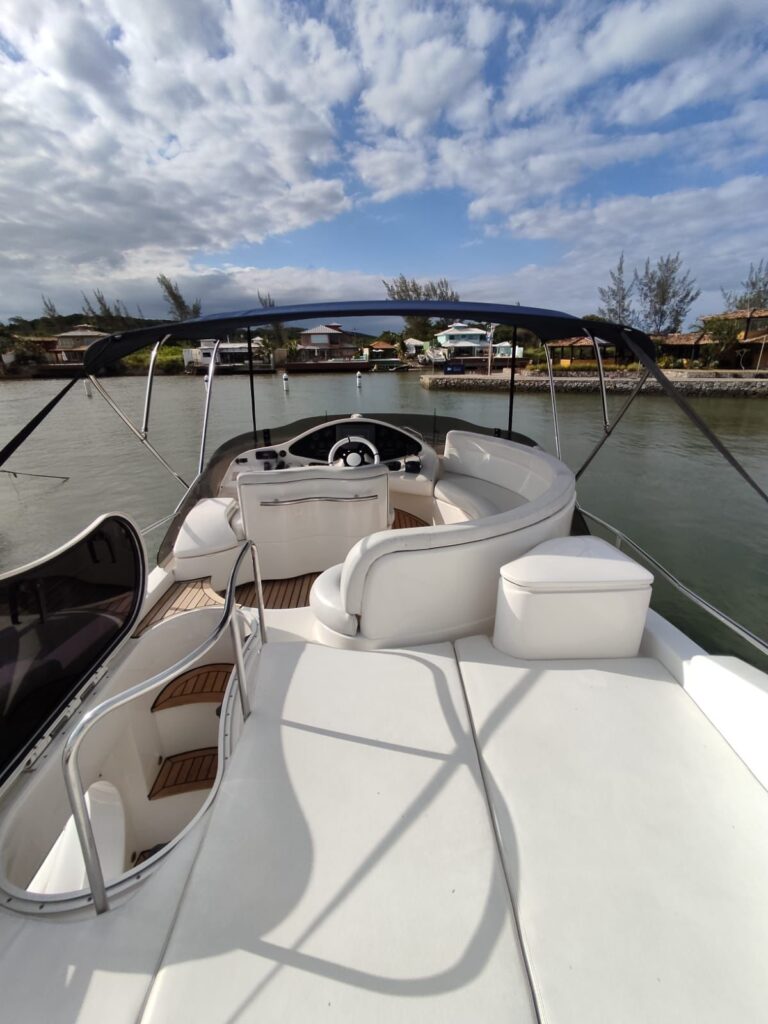 Lancha Azimut 49, Roteiro 1