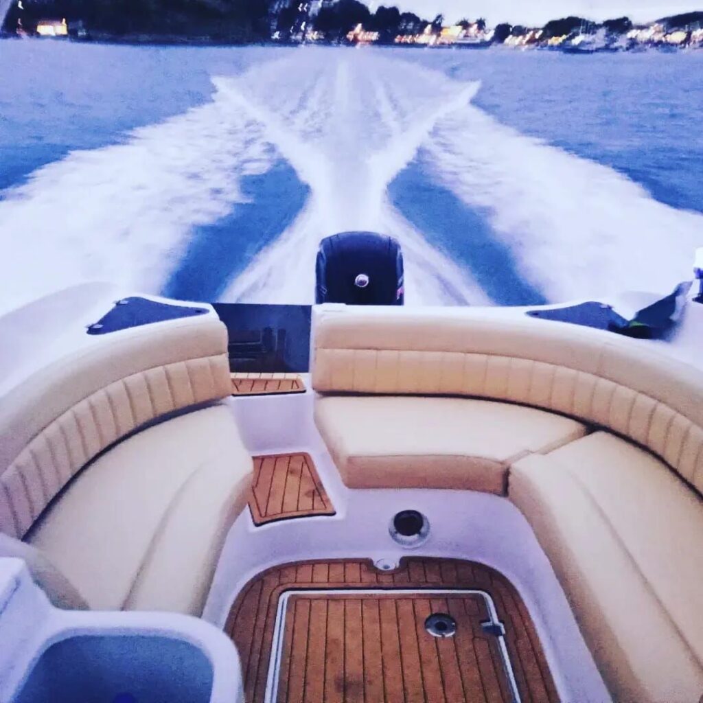 Lancha Coral 16 zero, Roteiro 1