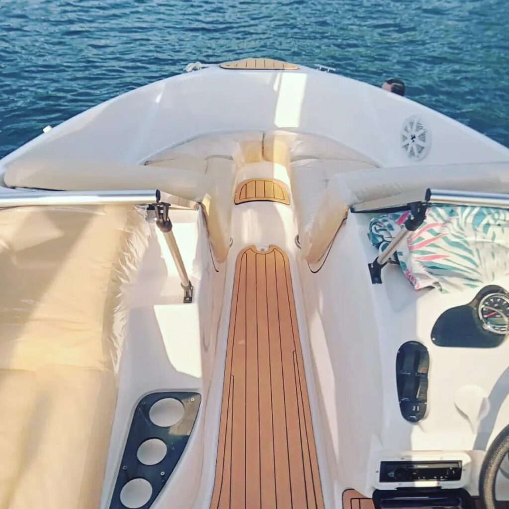 Lancha Coral 16 zero, Roteiro 1