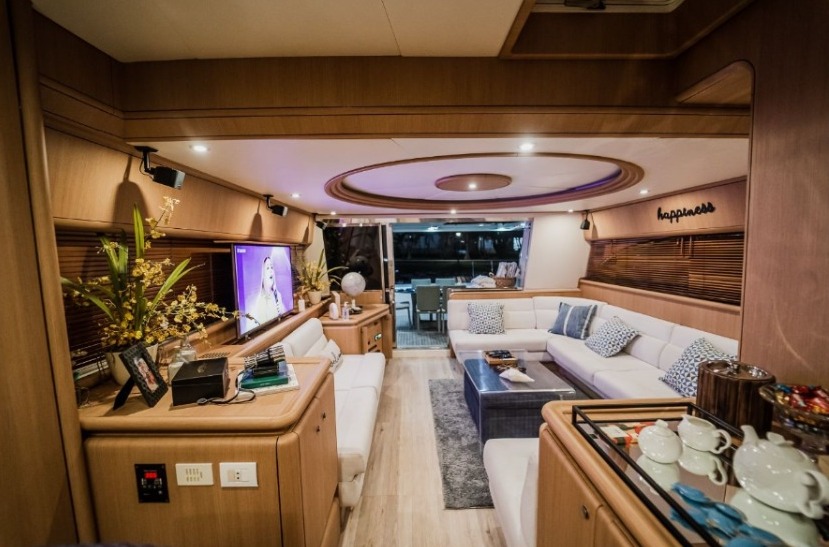 Ferretti 76, Roteiro Ilhas Paradisíacas