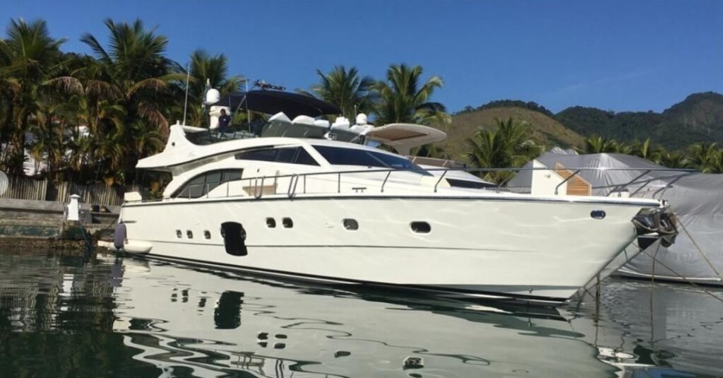 Ferretti 70, Roteiro Ilhas Paradisíacas