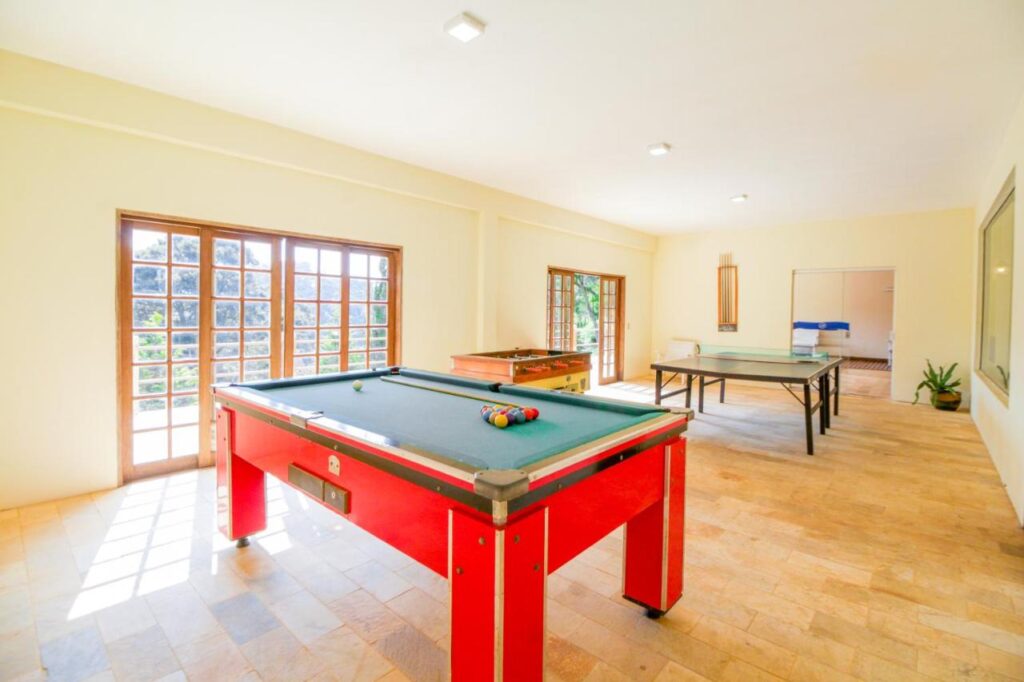 Chalé Xênios, Próximo a Região Central