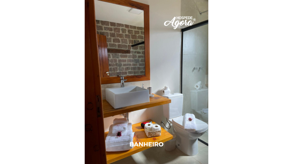 Chalé com Incrível Vista para a Famosa Pedra do Baú