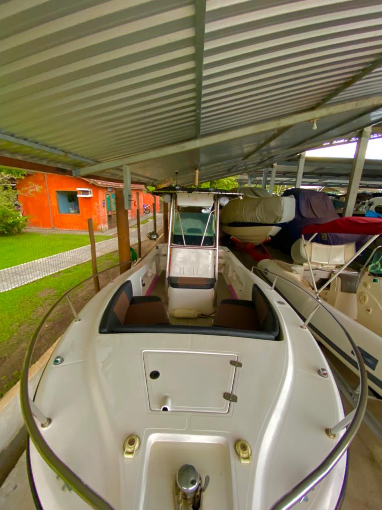 Lancha Fishing 22 pés, Roteiro Norte, até a Praia da Fome