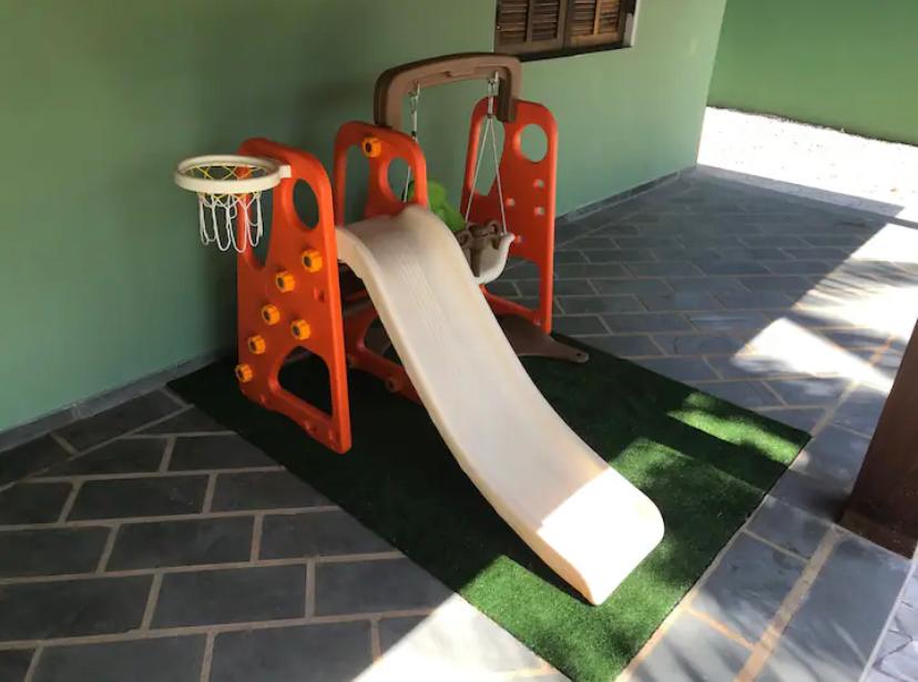 Casa no Condomínio Itamambuca, Piscina, Cachoeira, 150m da Praia