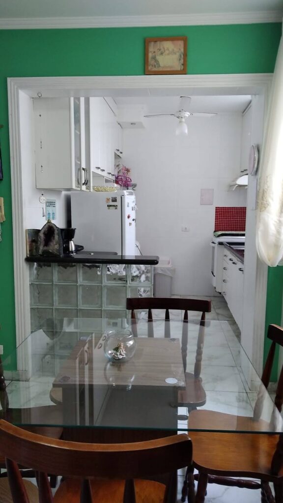 Apartamento na Praia de Pitangueiras