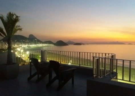 Copacabana – Terraço de frente para a praia
