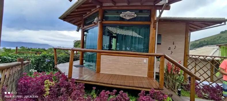 Bangalô Rock, Vista para o mar, Praia do Siriúba