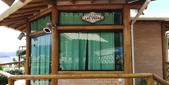 Bangalô Rock, Vista para o mar, Praia do Siriúba