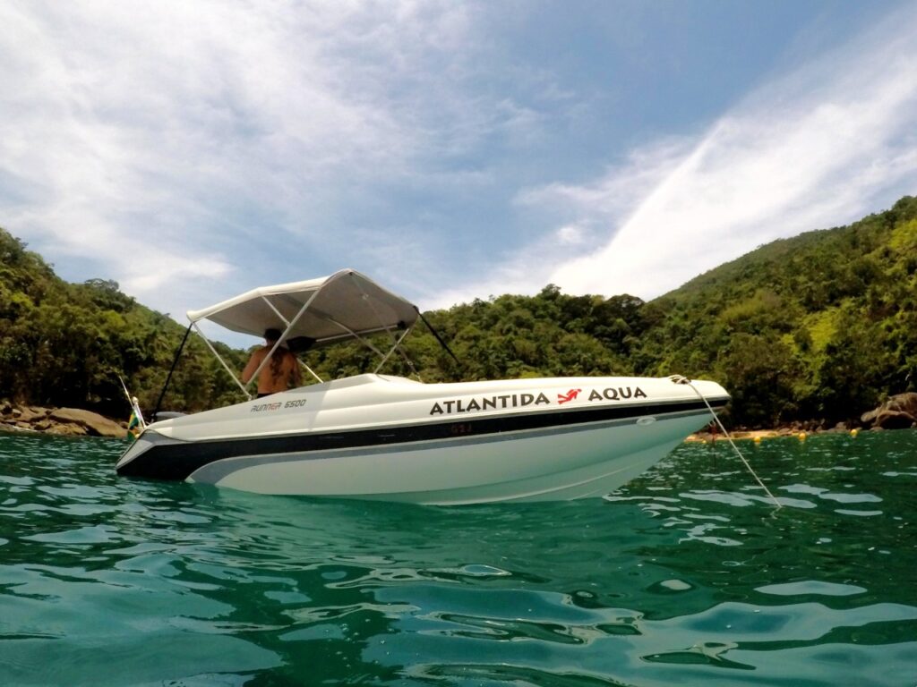 Lancha Privativa Phanton 235, Roteiro Sul, Ilha Anchieta e Sete Fontes