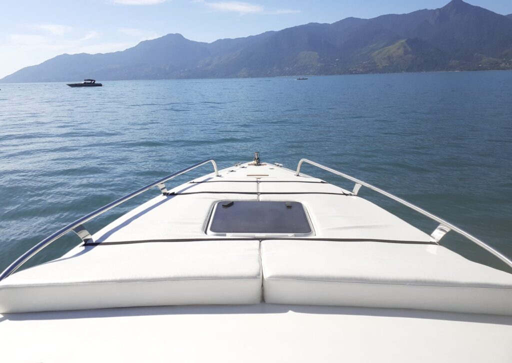 Lancha Magnum 29 pés, Roteiro Extremo Norte até a Praia de Castelhanos