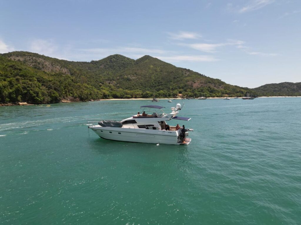 Iate Intermarine 440 Full, Roteiro Norte, Ilhas Paradisíacas