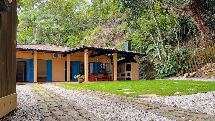 Casa Privativa Próxima a Praia