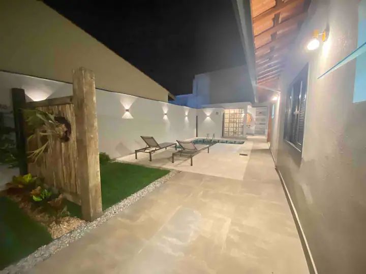 Casa Encantadora com Piscina e Churrasqueira