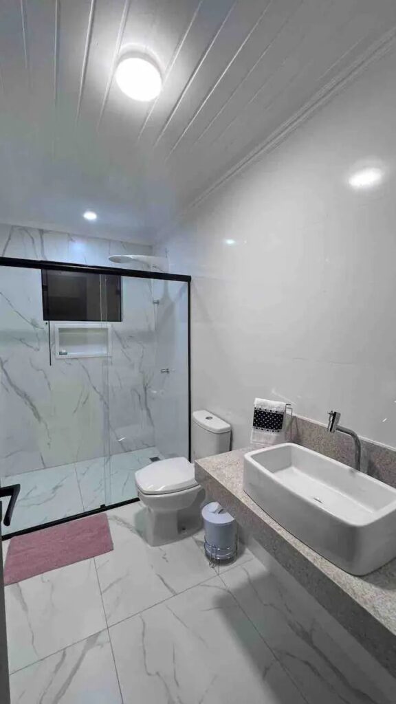 Casa Encantadora com Piscina e Churrasqueira