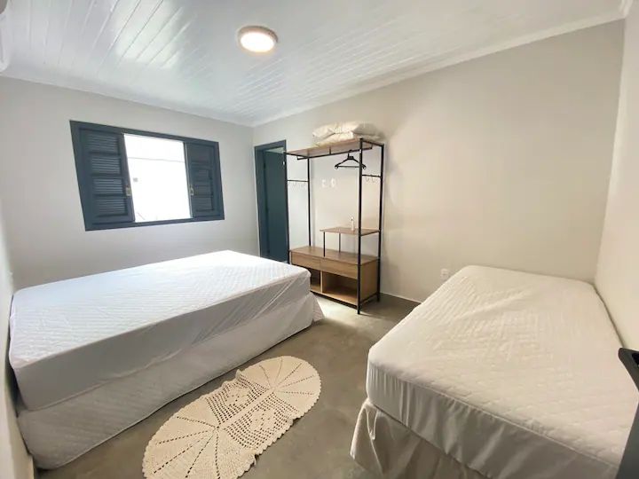 Casa Encantadora com Piscina e Churrasqueira