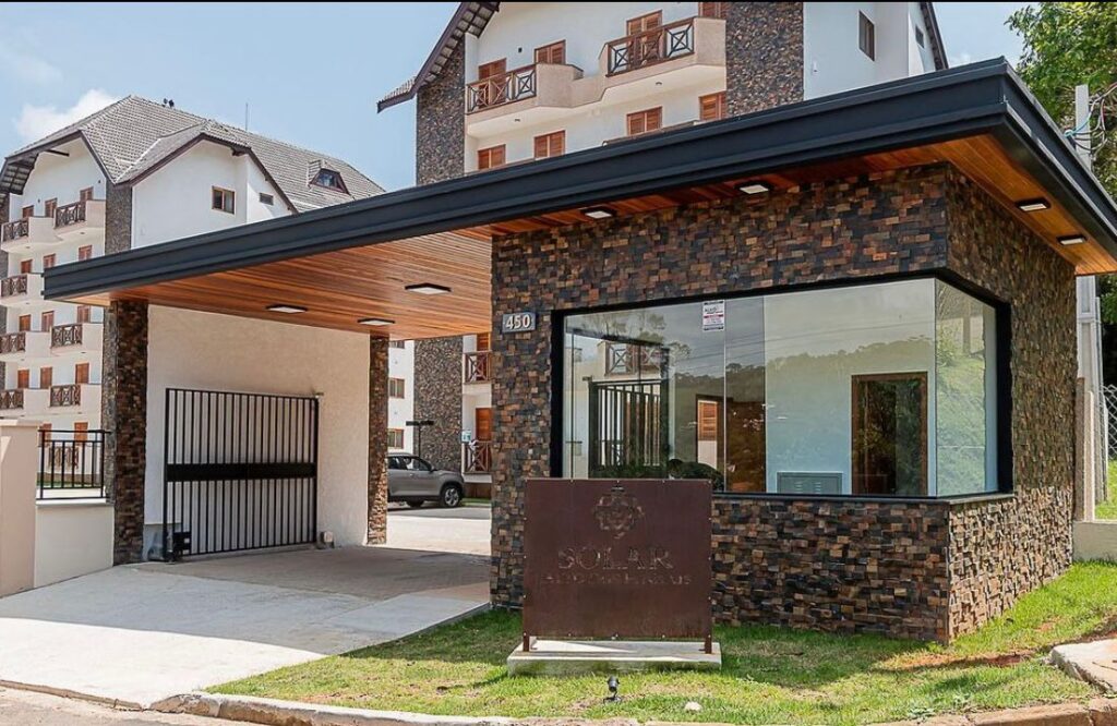 Cobertura Duplex, Ótima Localização, Vista para as Montanhas