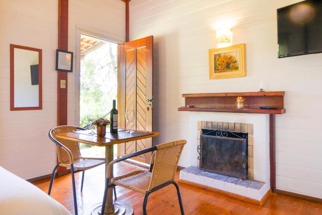 Chalé Pôr do Sol Super Luxo com Hidro, Próximo ao Centro