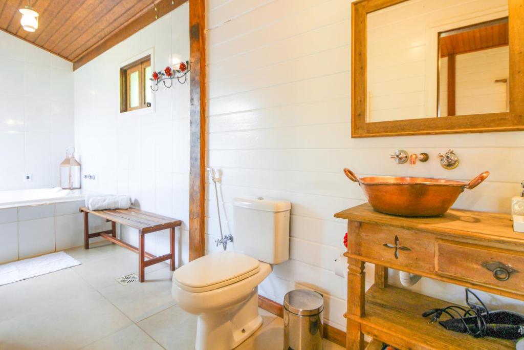 Chalé Pôr do Sol Super Luxo com Hidro, Próximo ao Centro