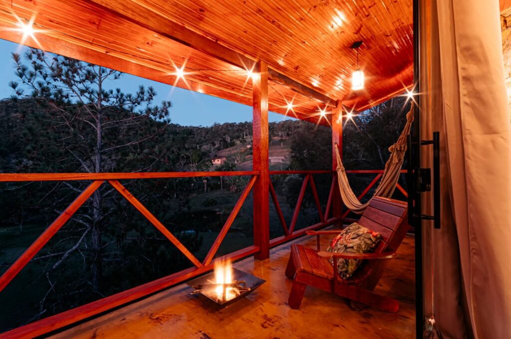 Chalé Neblina, Próximo a Região Central