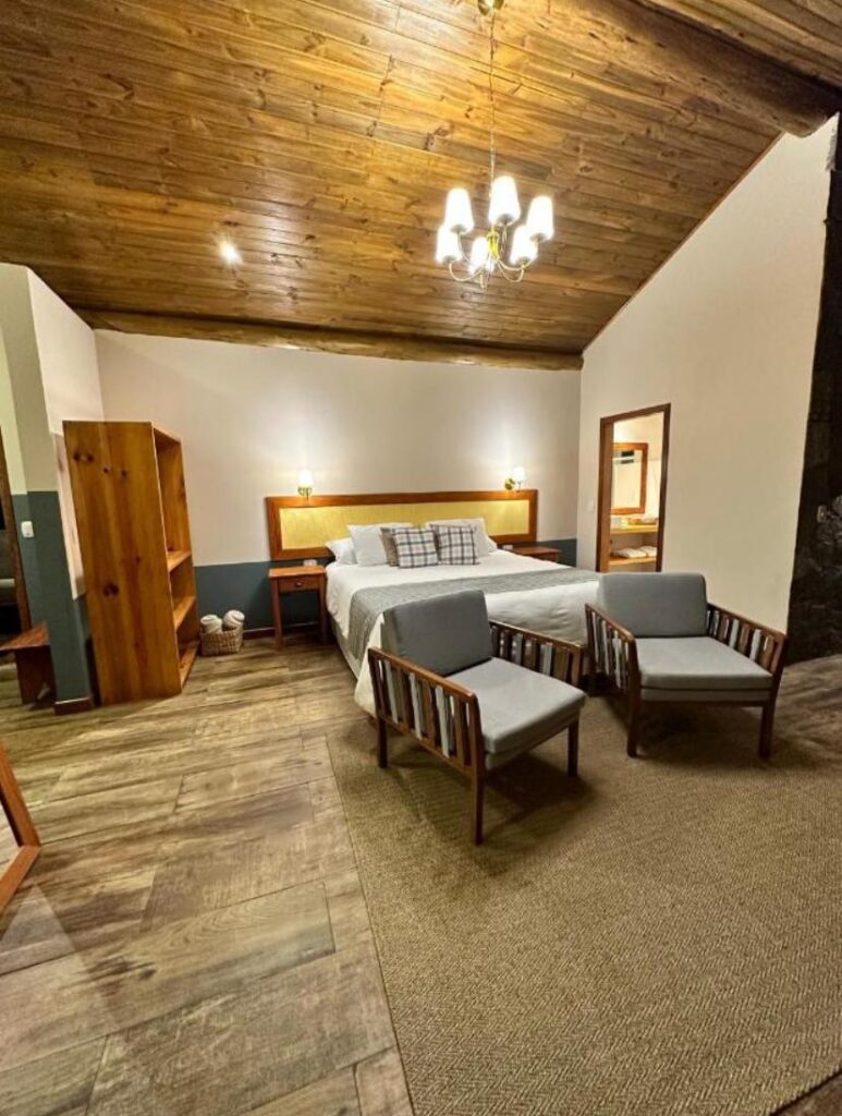 Chalé com Maravilhosa Vista para a Famosa Pedra do Baú