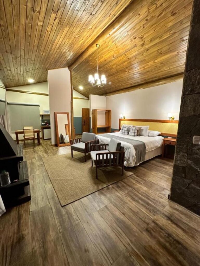 Chalé com Maravilhosa Vista para a Famosa Pedra do Baú