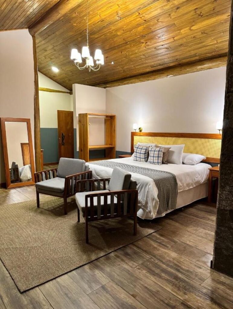 Chalé com Maravilhosa Vista para a Famosa Pedra do Baú